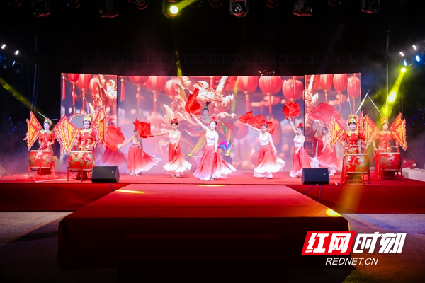 國潮非遺交相輝映 長沙南郊公園新春活動氛圍拉滿.png